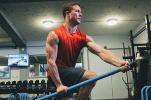 Free Weights Versus Bodyweight Training