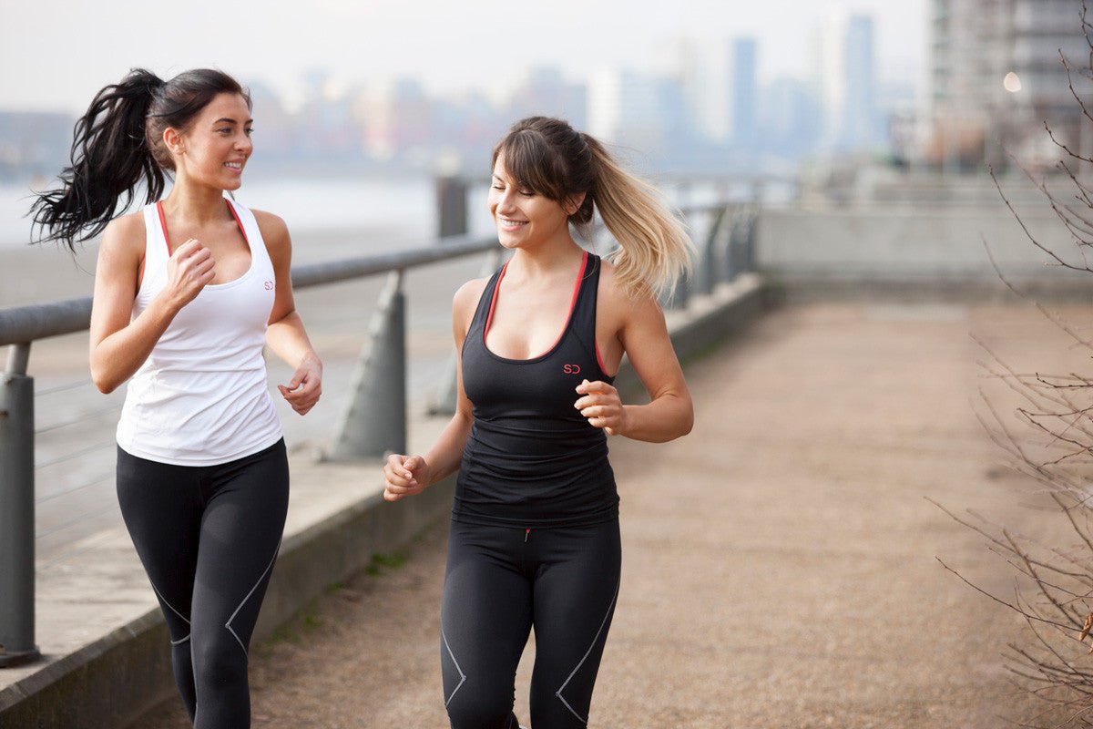 Bikini Girls Diary Vicky and Deni