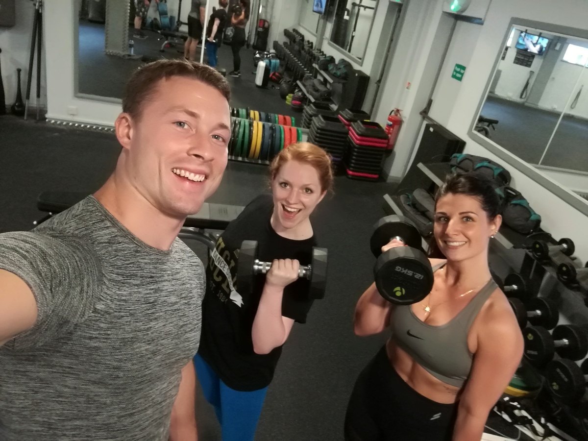 small group personal trainer Sundried activewear