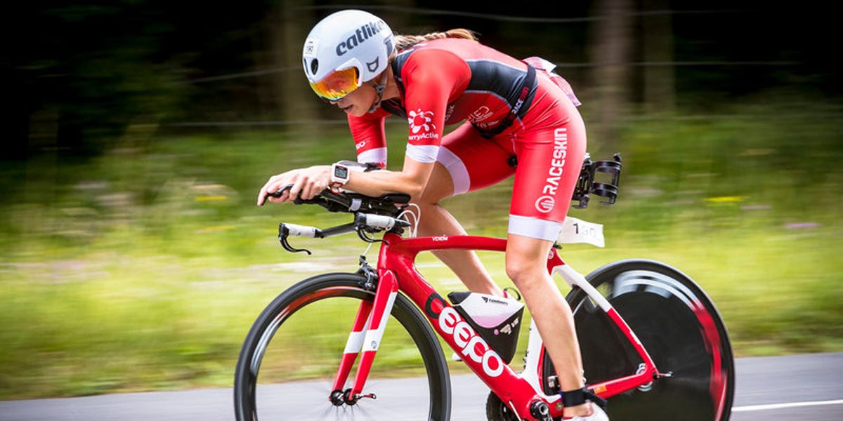 Female Athlete Cyclist Road Bike Cycle Kit