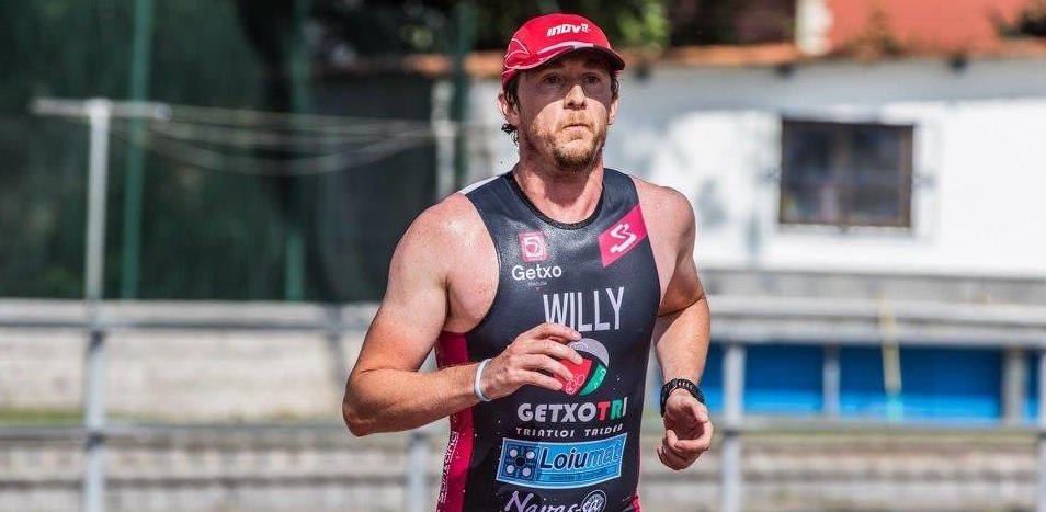 athlete running triathlon