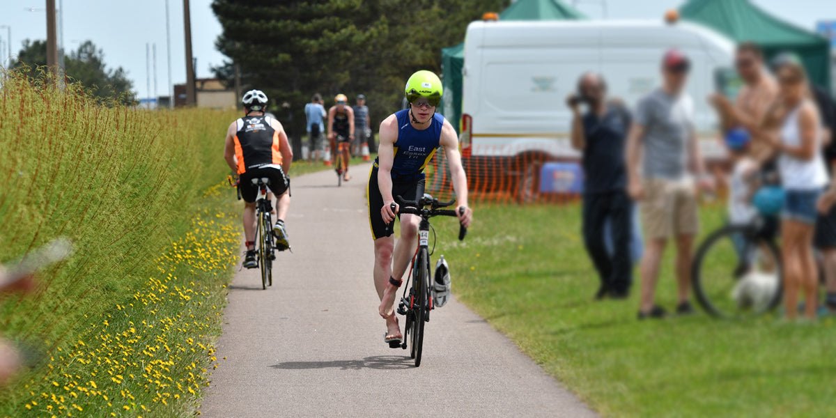 flying dismount fast transition tips advice triathlon racing