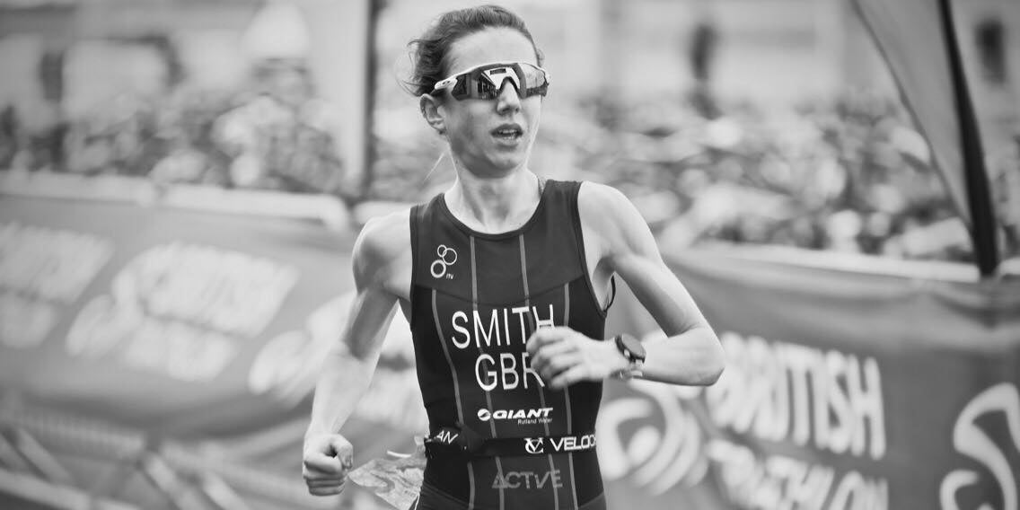 Laura Smith triathlete running