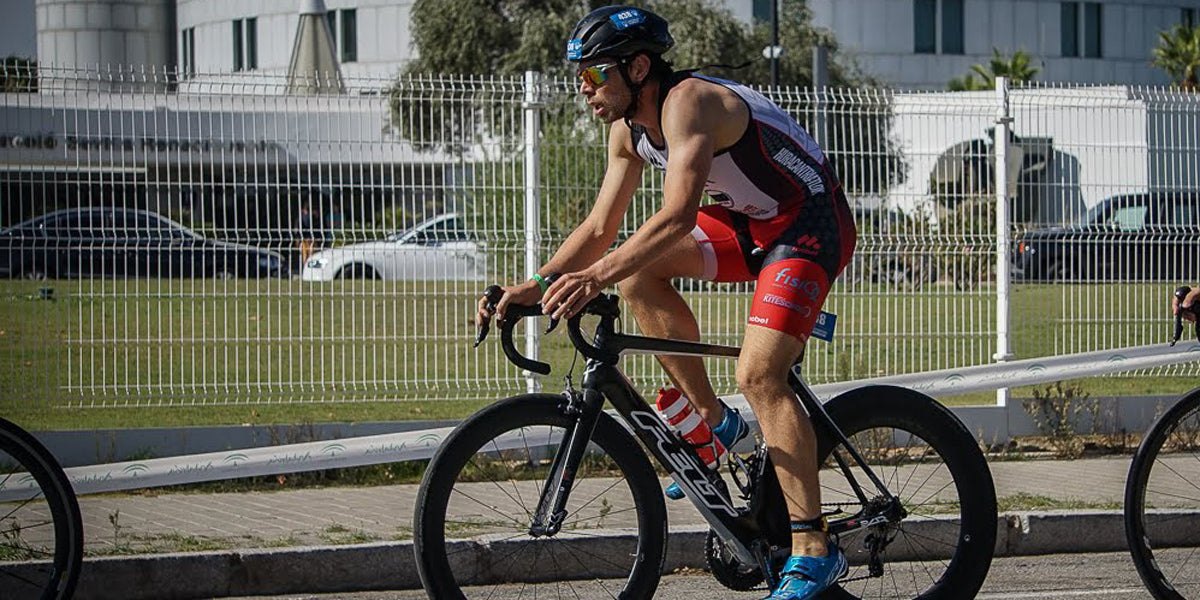 cycling triathlon triathlete