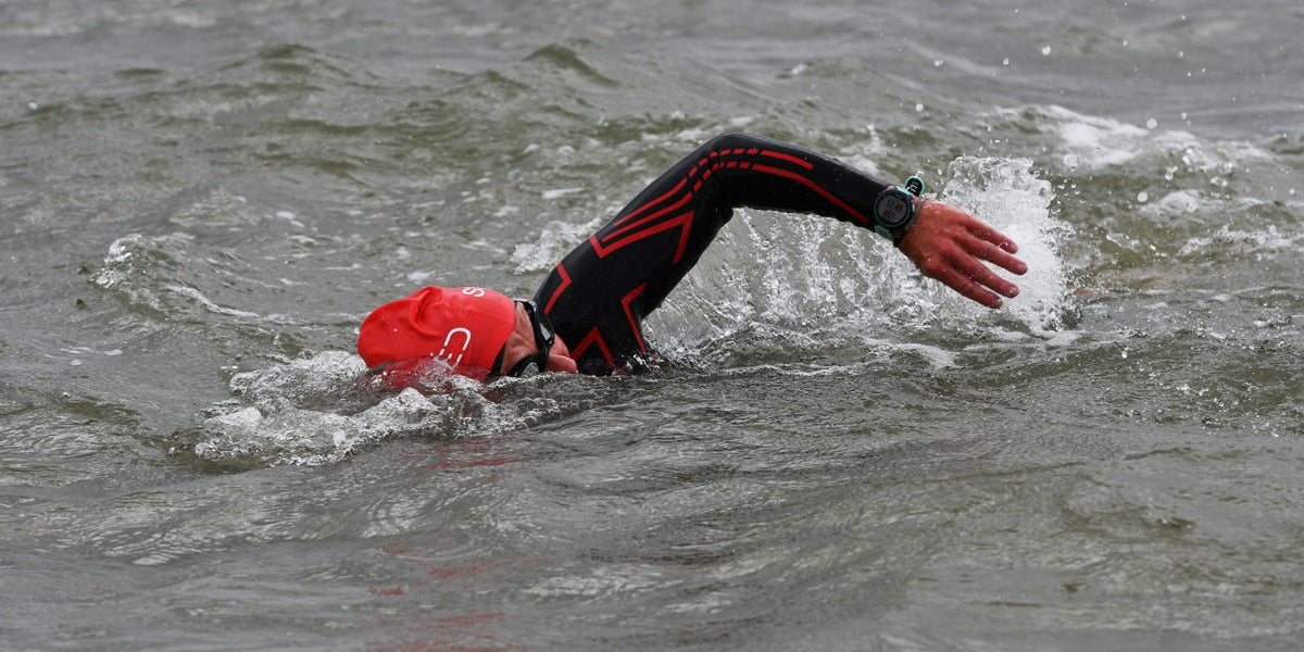swimming triathlon wetsuit buying guide