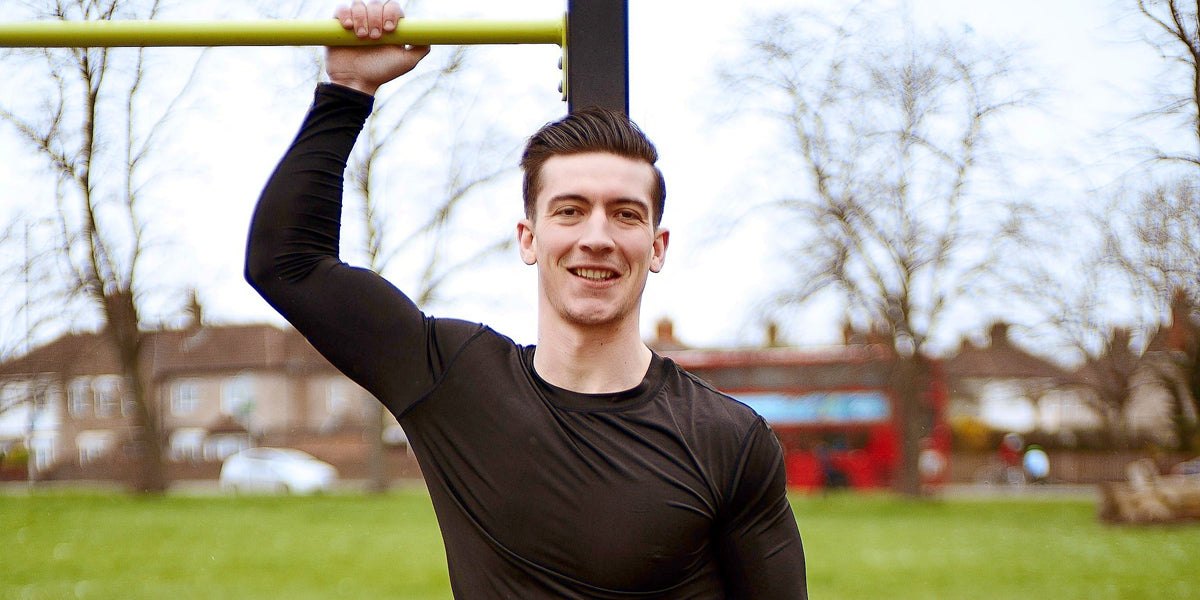 personal trainer Sundried compression top training