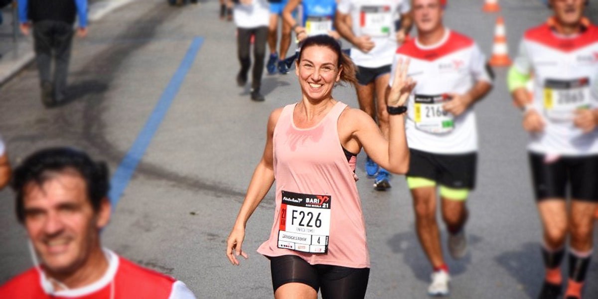 running race athlete smiling