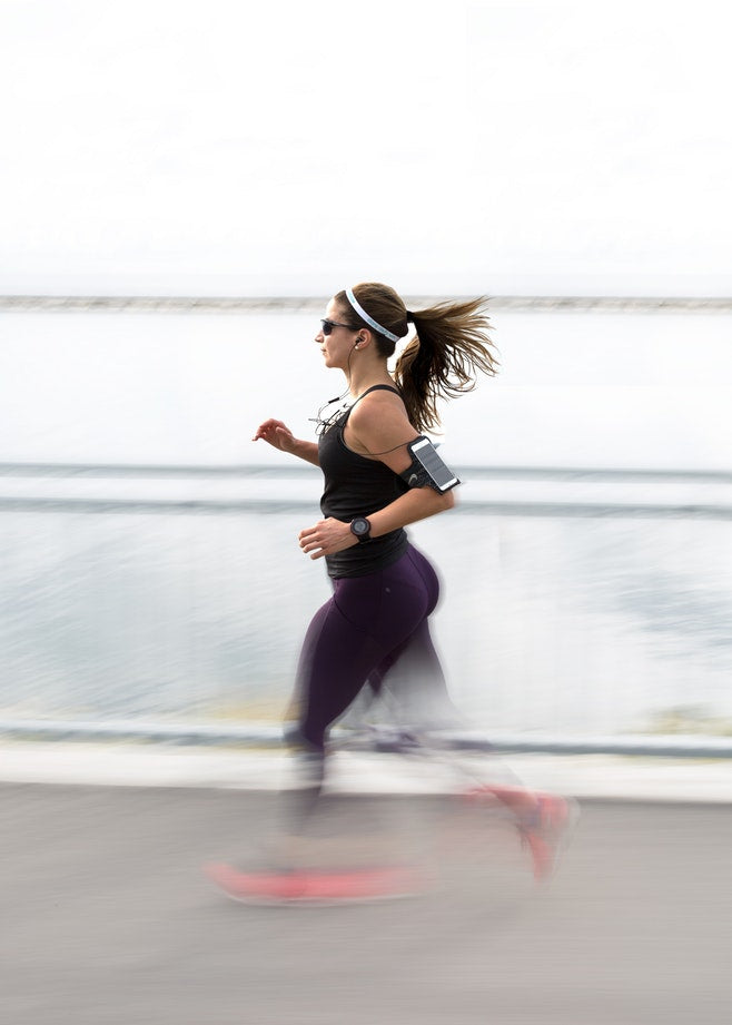 running sprinting woman