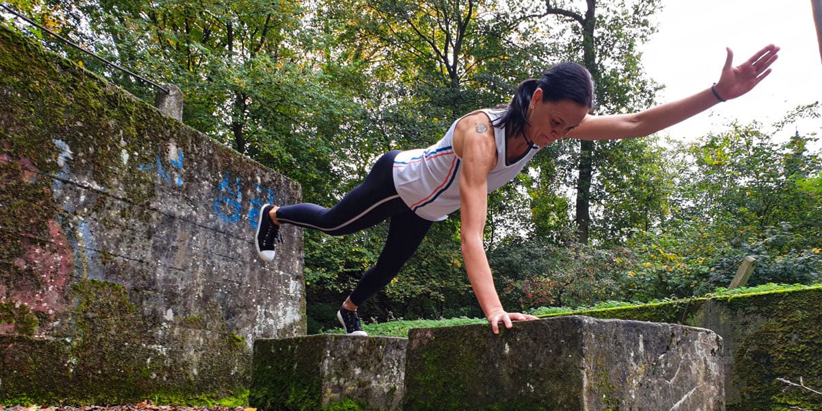 yoga strength activewear outdoor workout