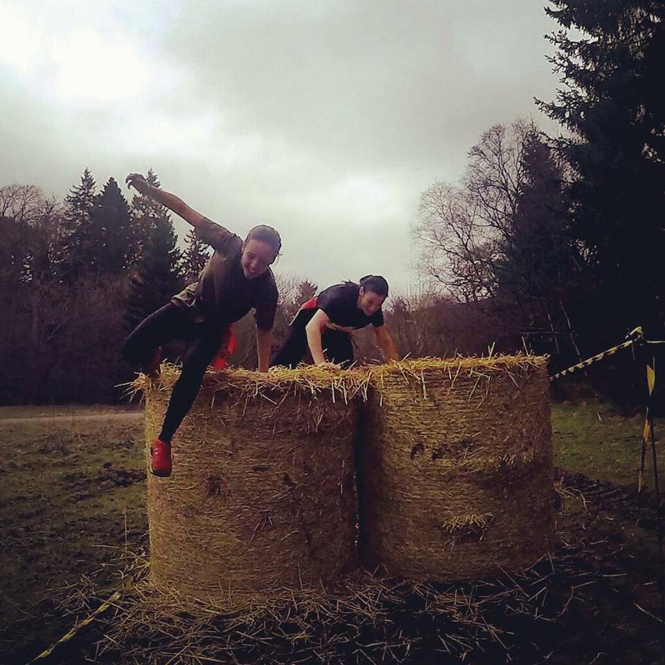 cross country 5k race zombie run jumping