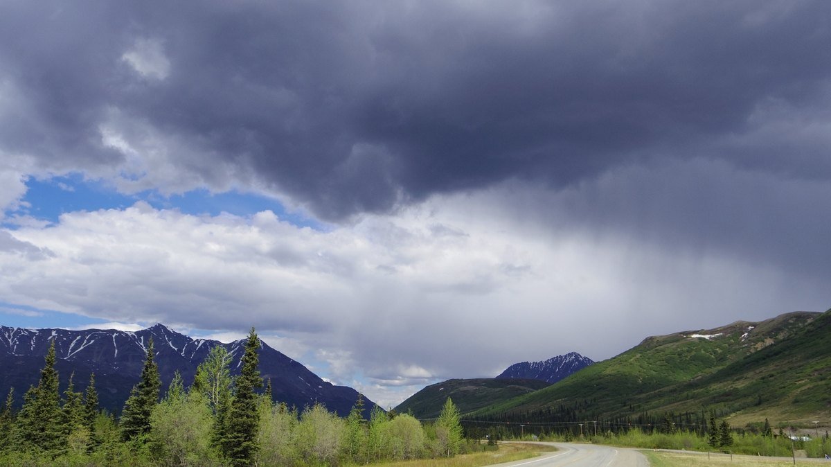 Sarah Outen Sundried Ambassador Hiking Biking Running