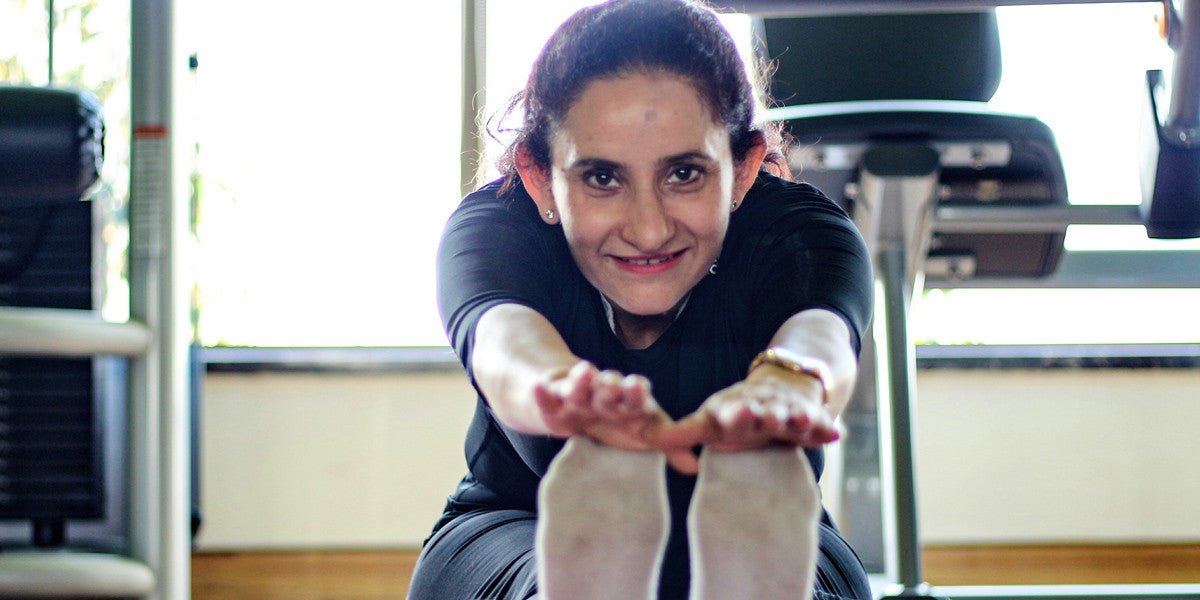 Namita Personal Trainer Stretching Sundried