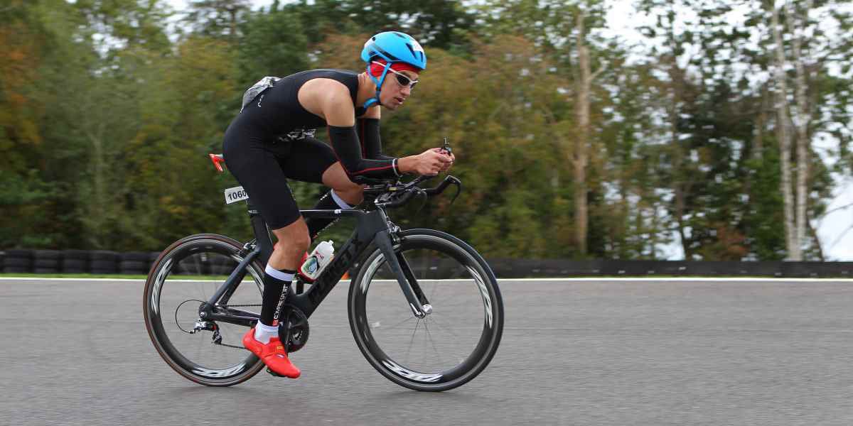 triathlete triathlon bike cycling aero TT racing