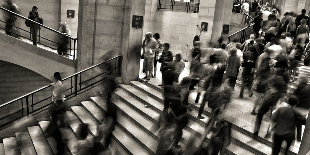 busy crowd shopping subway