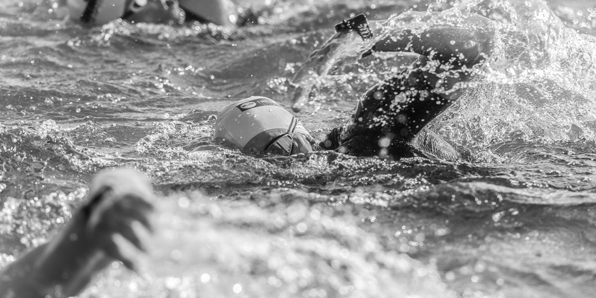 swimming open water triathlon