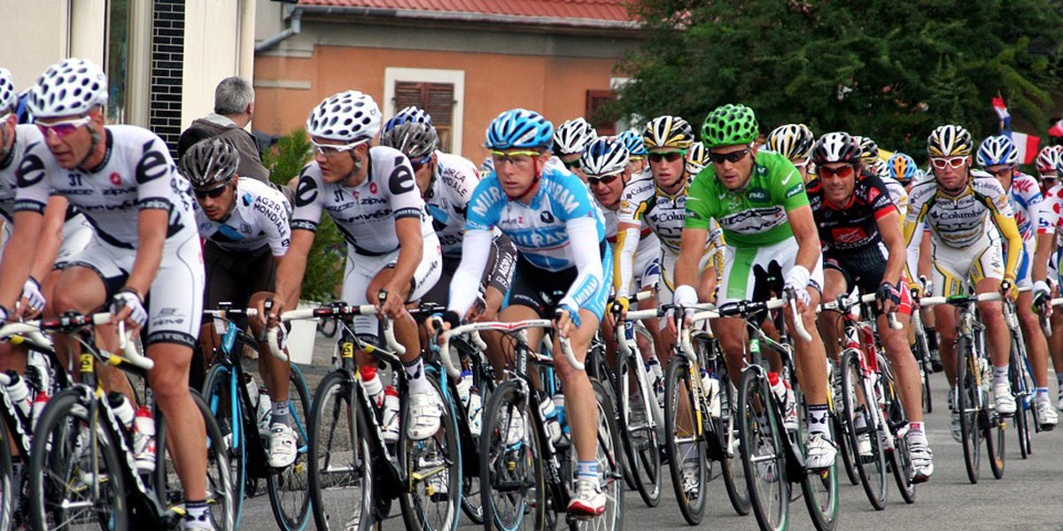 Tour de France peloton cycle racing