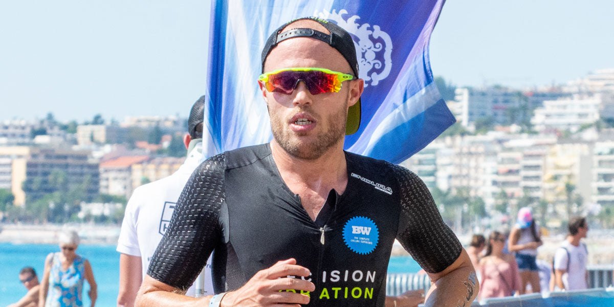 triathlete running racing