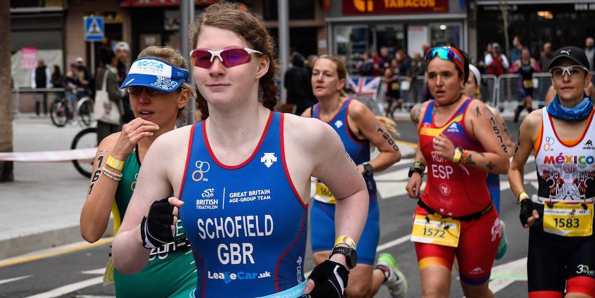 triathletes running racing