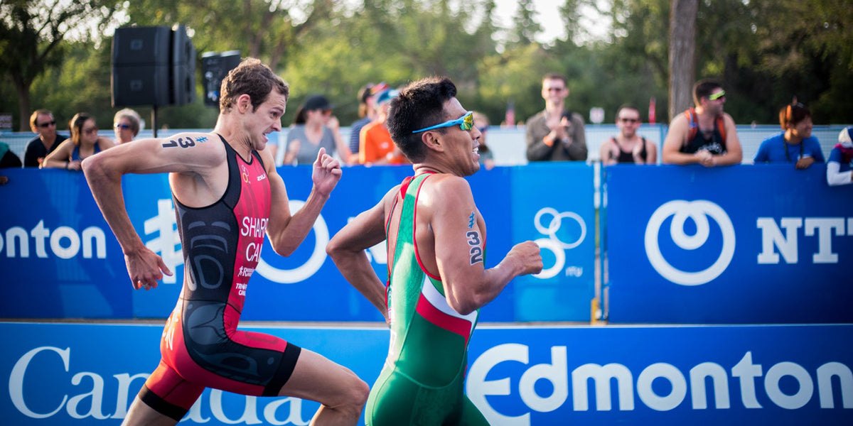 triathlon running race sprint finish competition